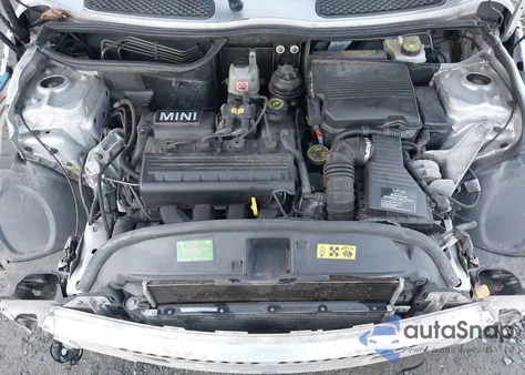 2006 Mini Cooper из США, поврежденный, VIN WMWRC33516TK94083